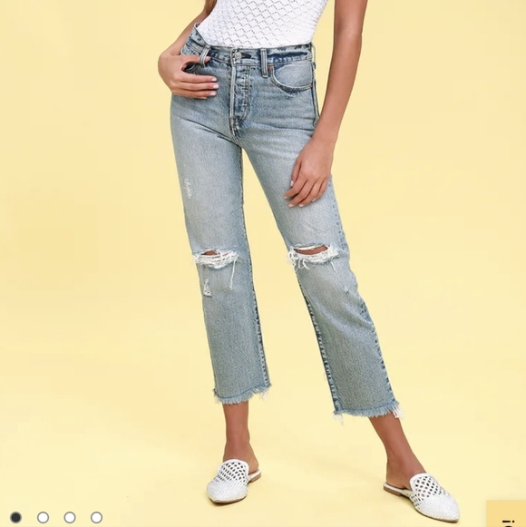 Levis Womens Wedgie Straight Crop Denim distresed Jeans size 30 High Rise Mom - Picture 1 of 9